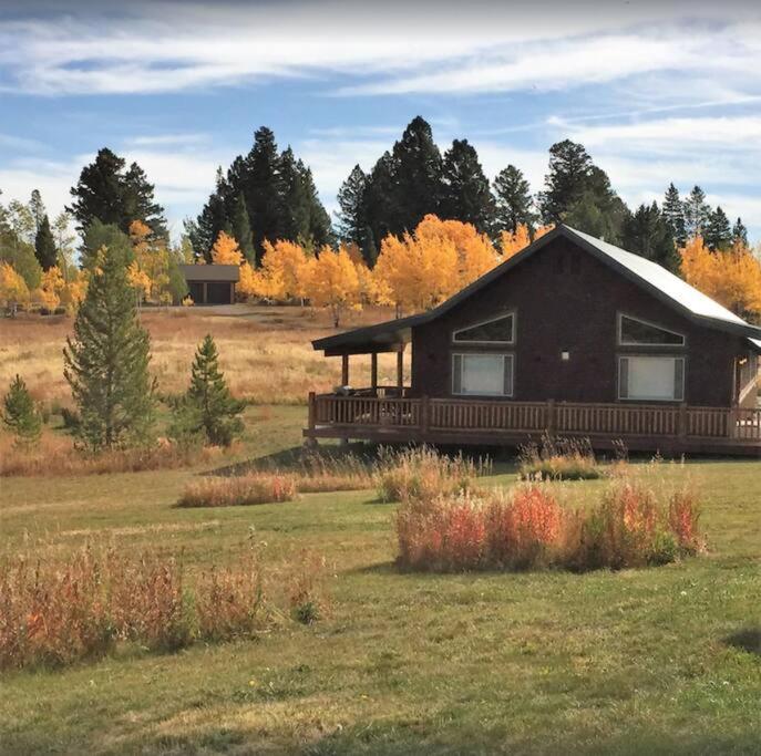 Fox Den Lodge เวสต์เยลโลว์สโตน ภายนอก รูปภาพ