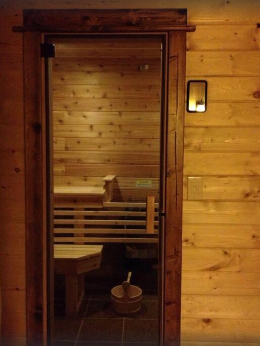 Fox Den Lodge เวสต์เยลโลว์สโตน ภายนอก รูปภาพ